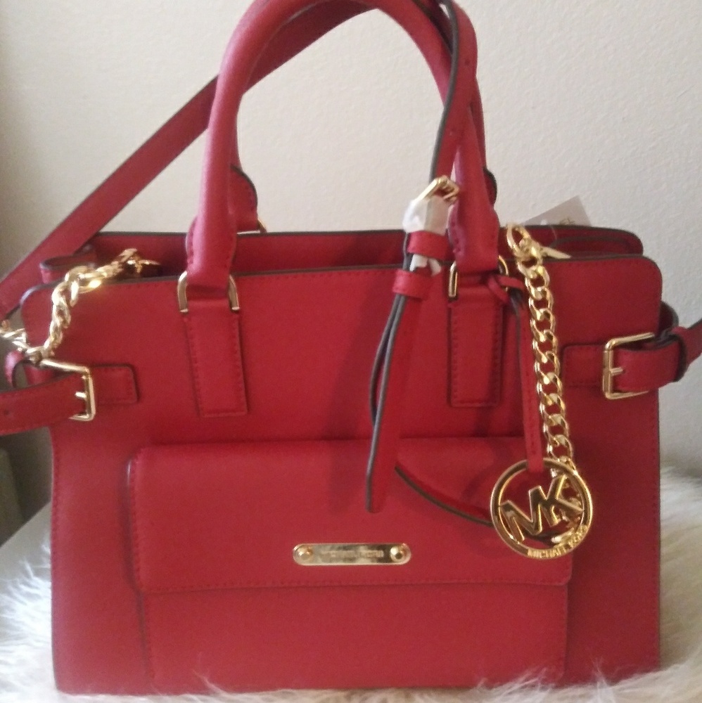 Mk purse down TO ONLY $125.00!!!! - Picture 2 of 4